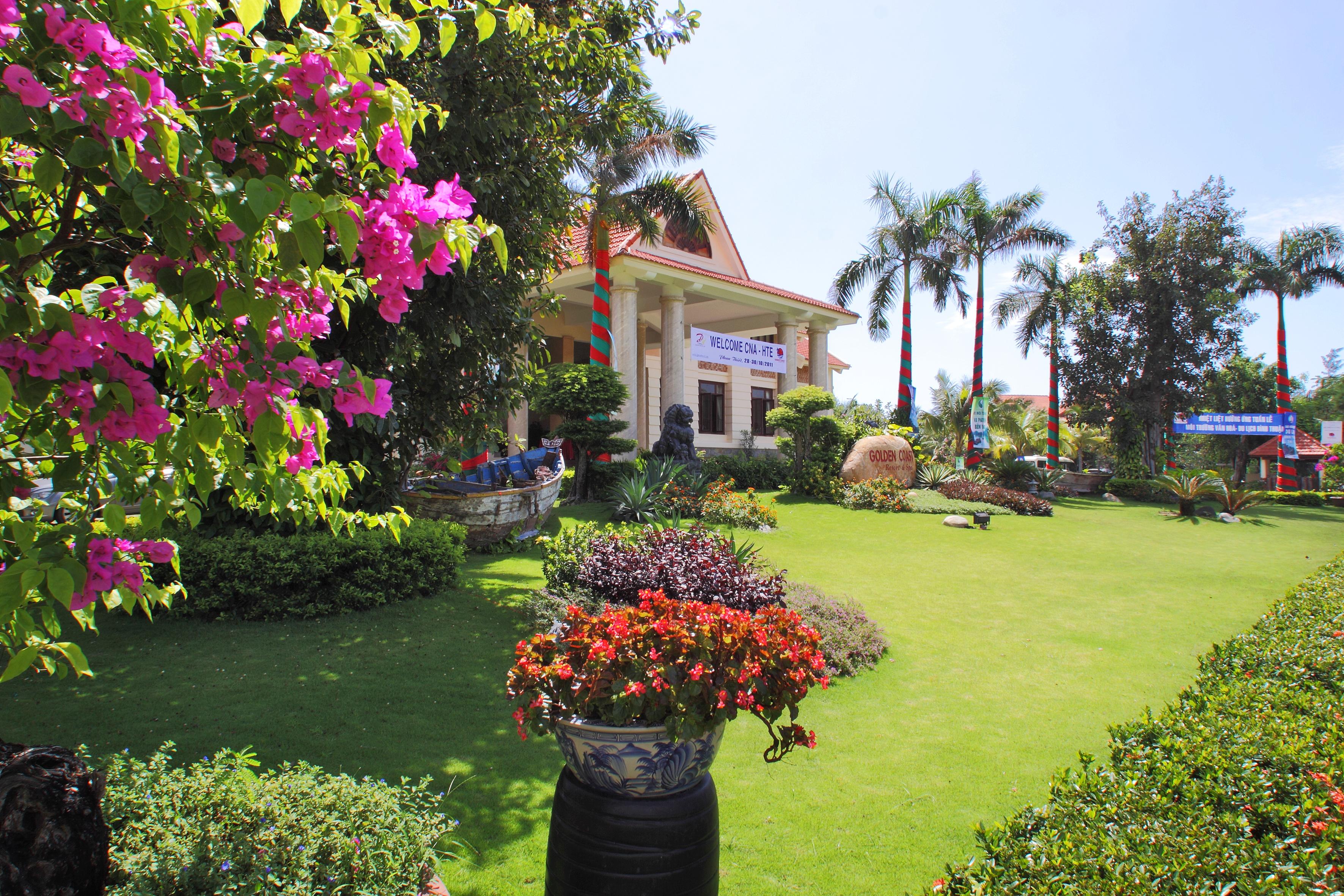 Golden Coast Resort & Spa Phan Thiết Esterno foto