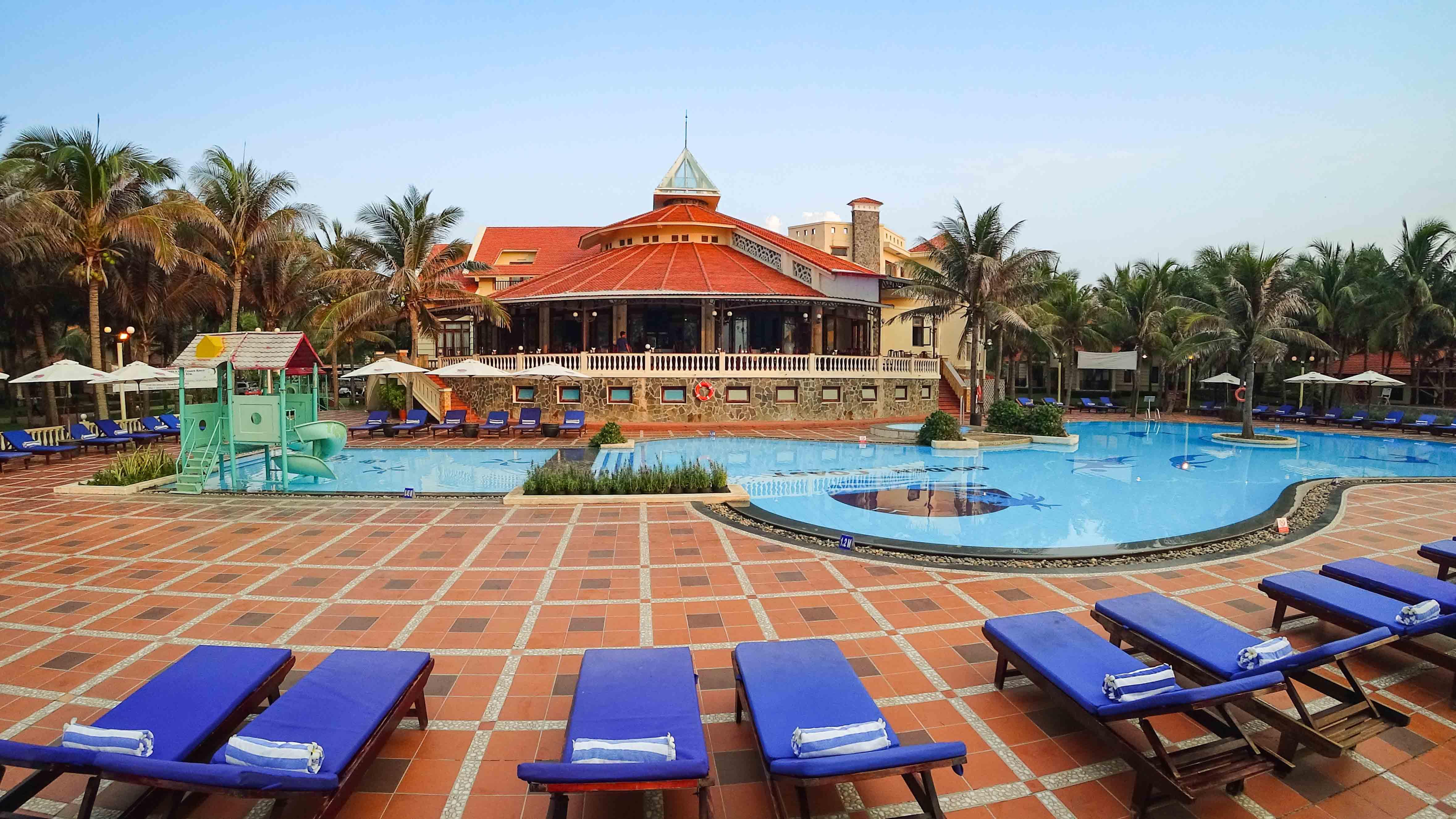 Golden Coast Resort & Spa Phan Thiết Esterno foto